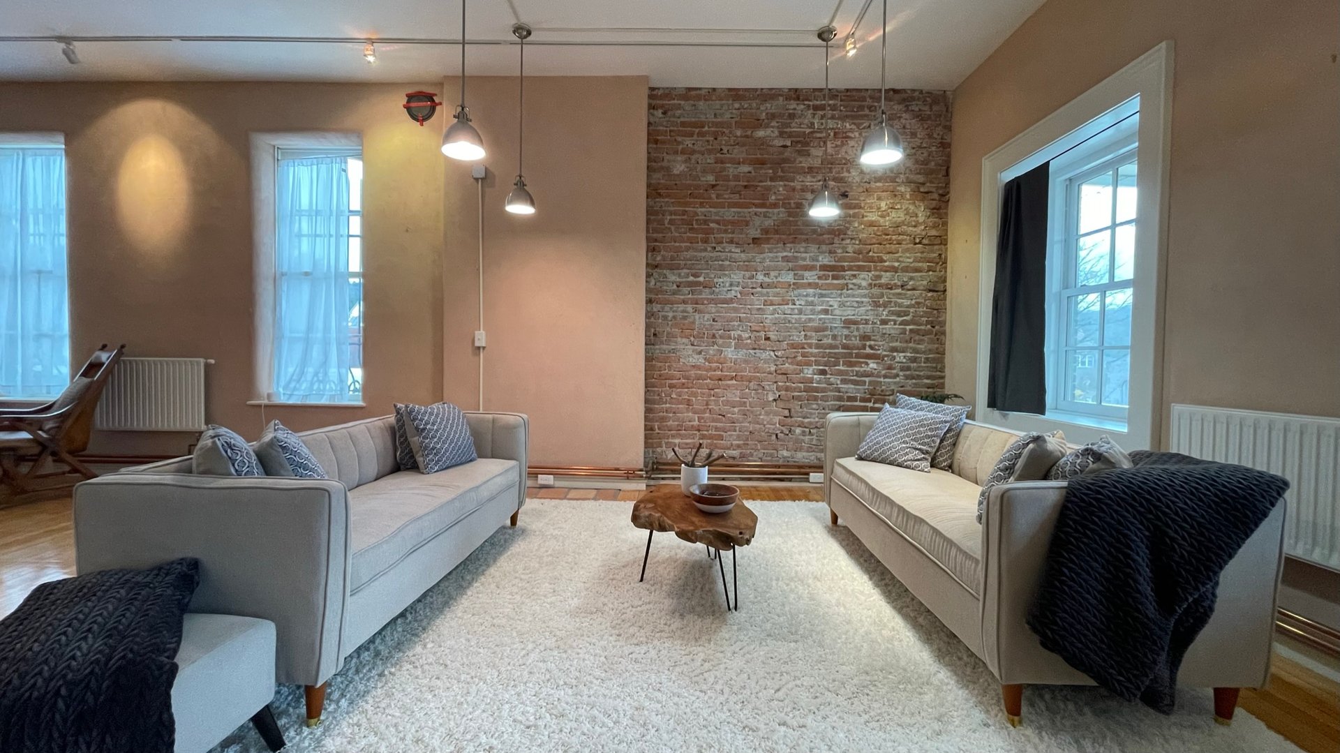 264 Main St  #B Photo 2