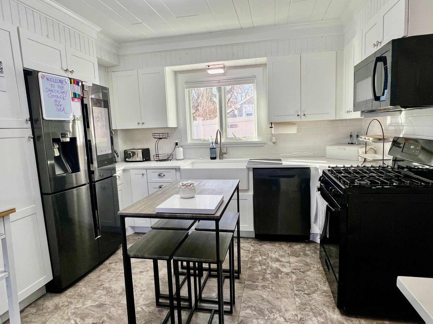 624 Vineyard Point Road Photo 8