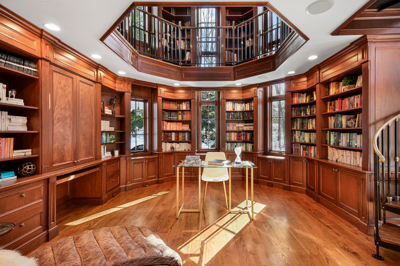 10 Hilltop Road Photo 7