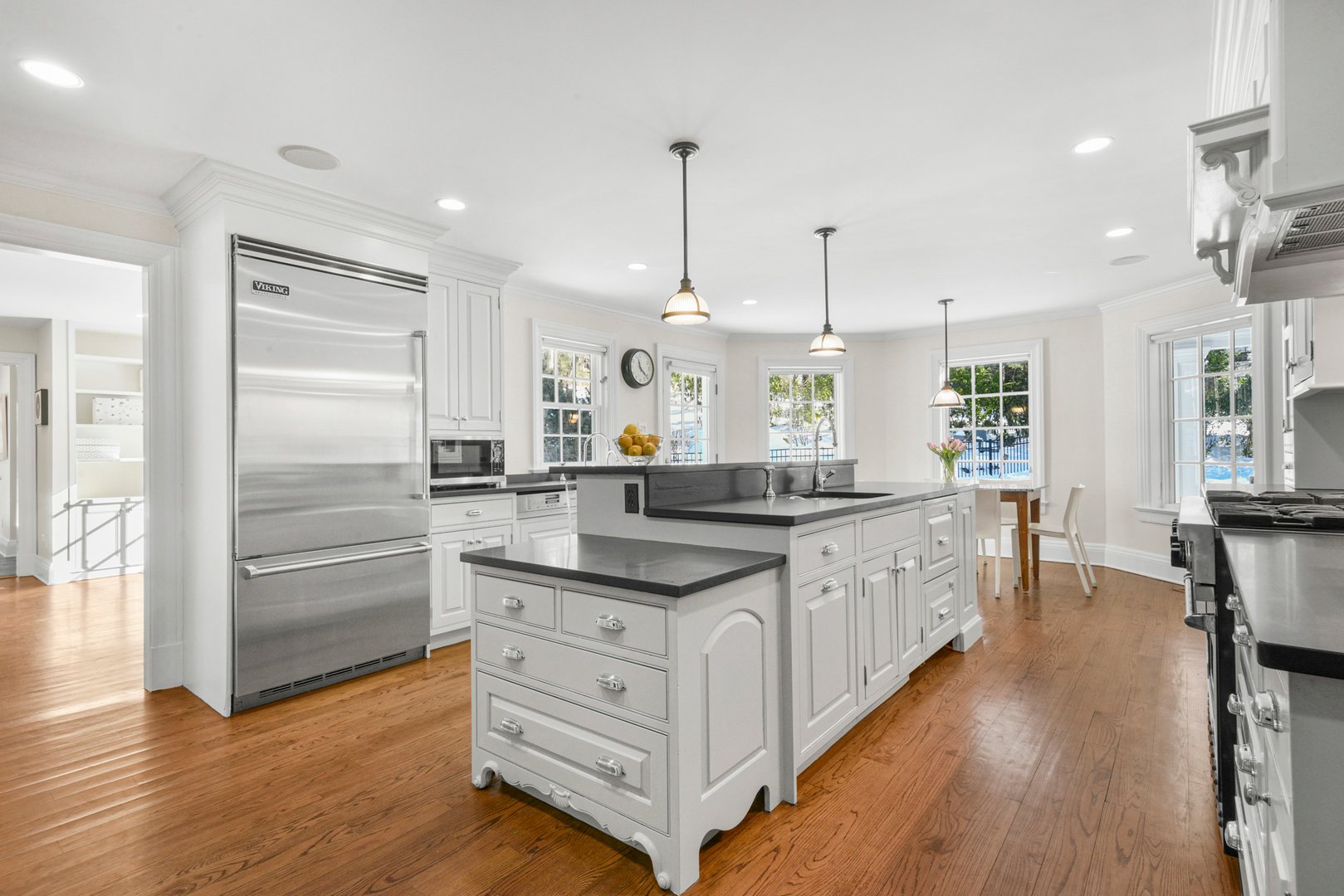 10 Hilltop Road Photo 10