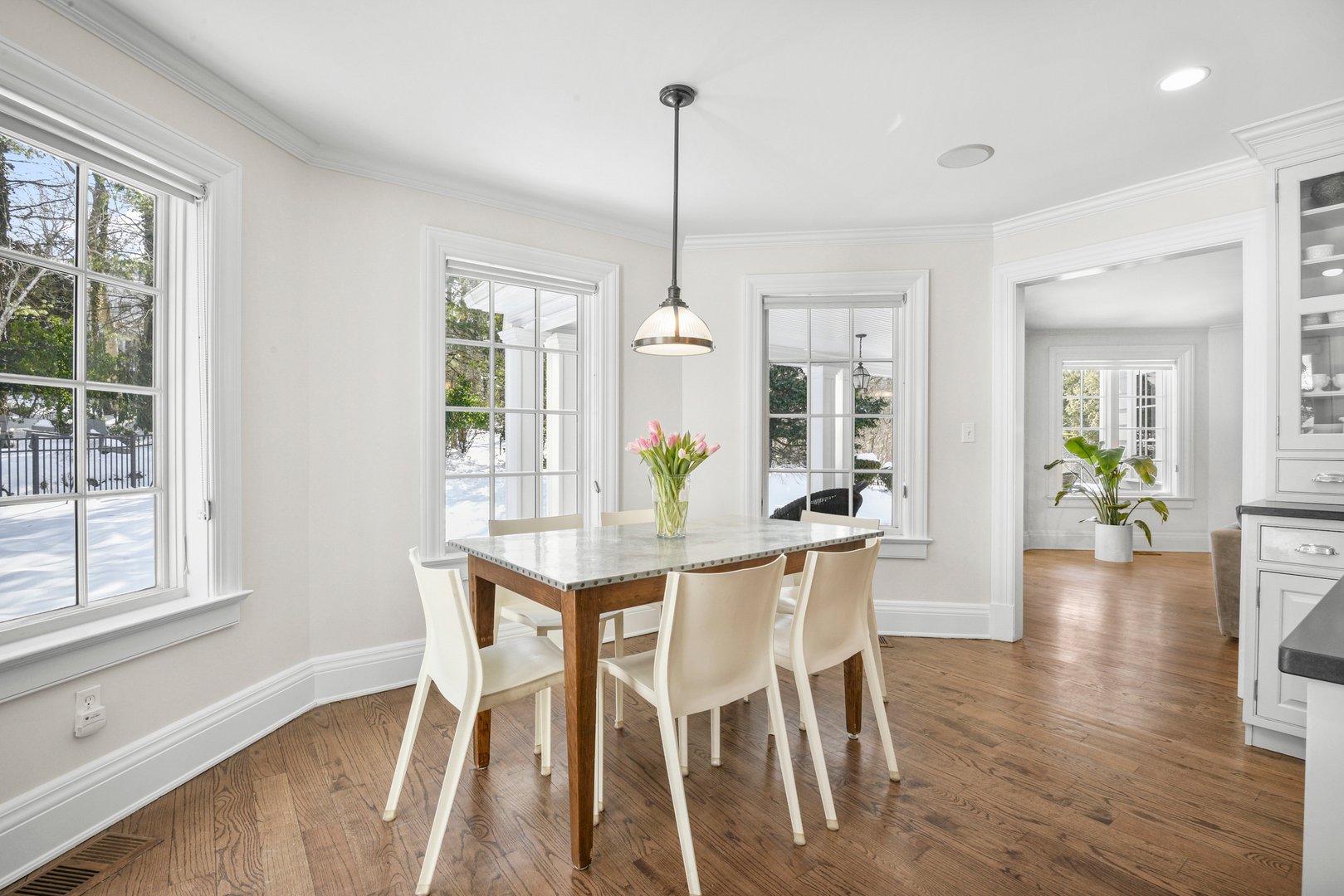 10 Hilltop Road Photo 12