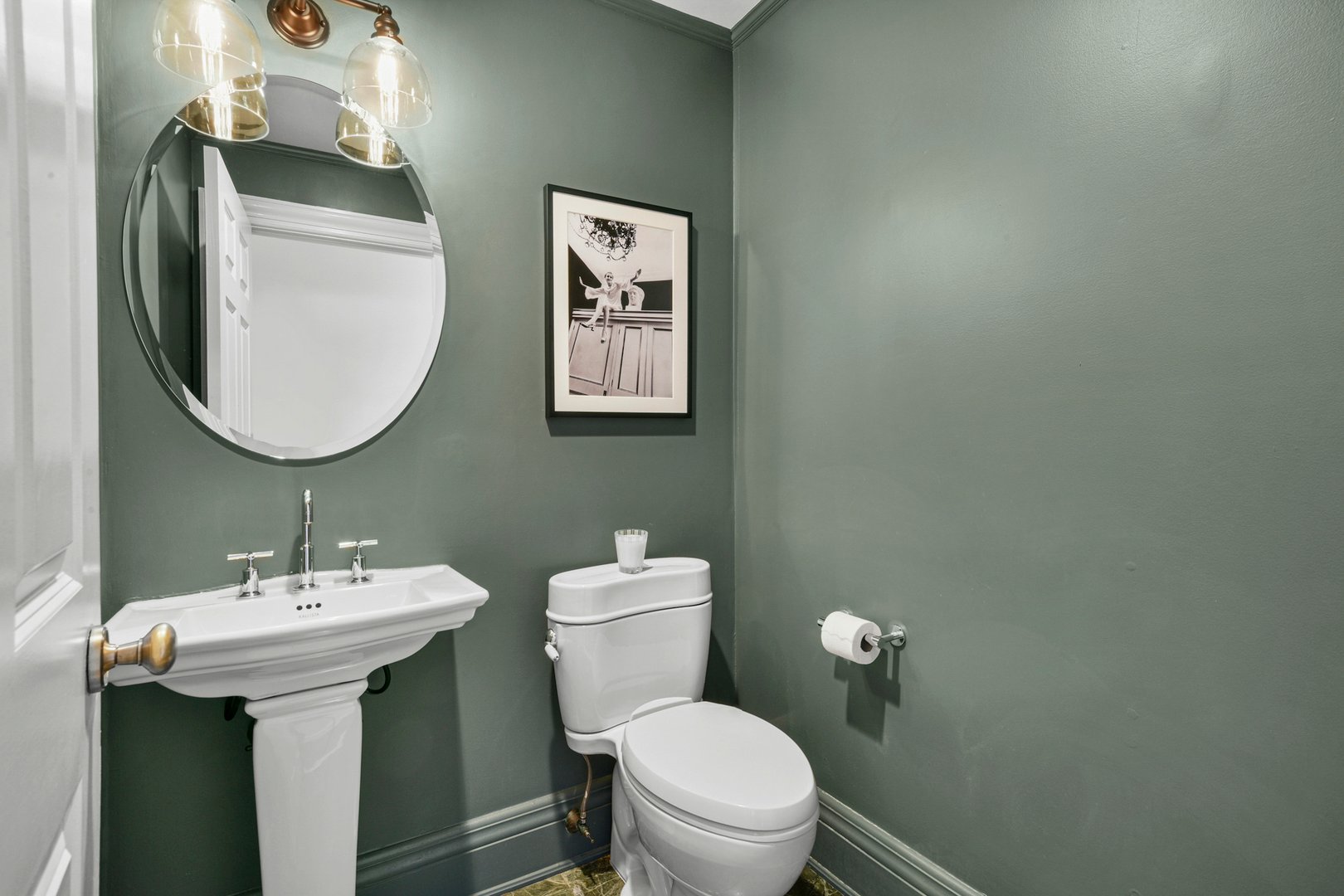 10 Hilltop Road Photo 17