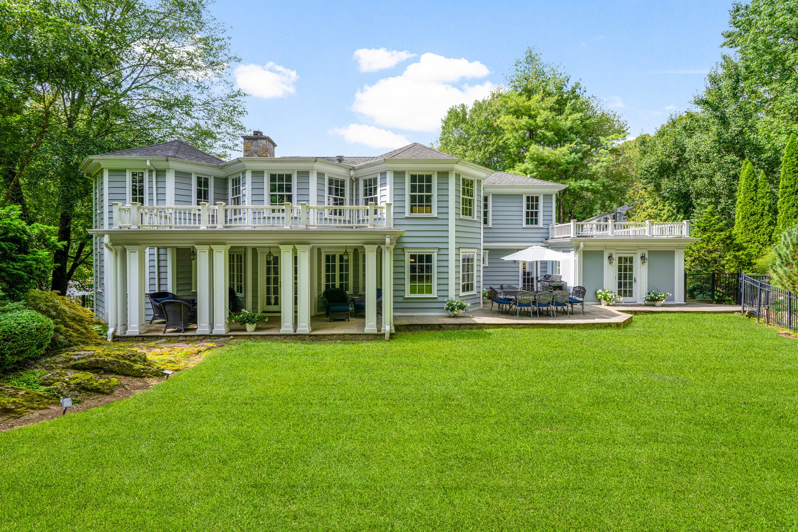 10 Hilltop Road Photo 37