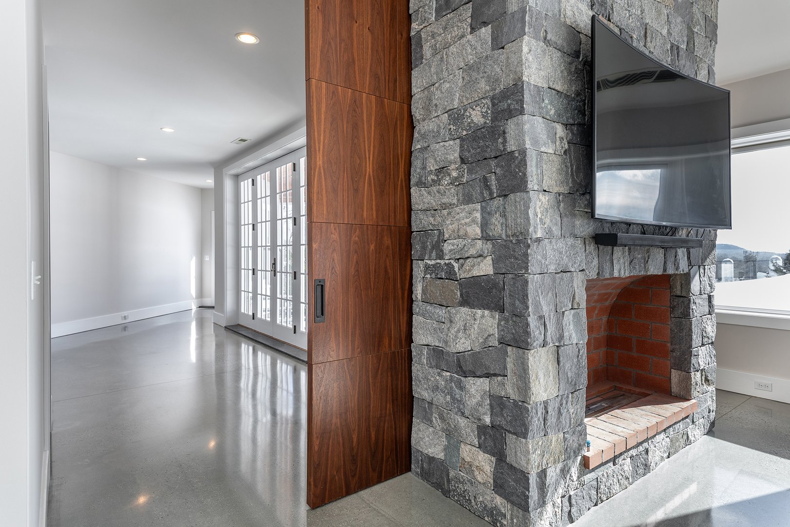 105 Route 39 North Photo 14