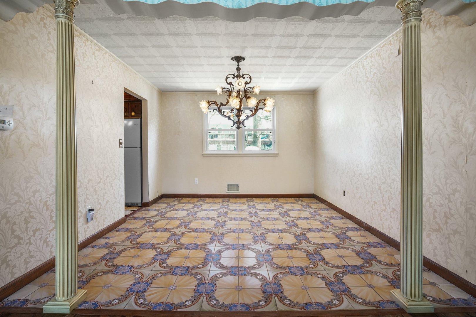 192 Helena Avenue Photo 8