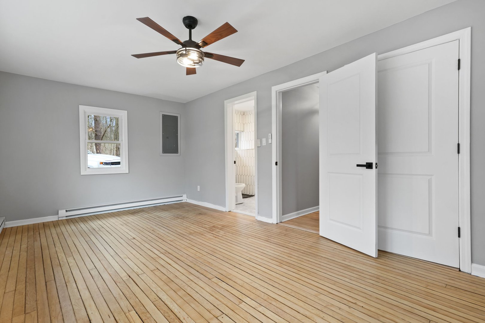 517 E Mountain Road N  #515-517 Photo 16