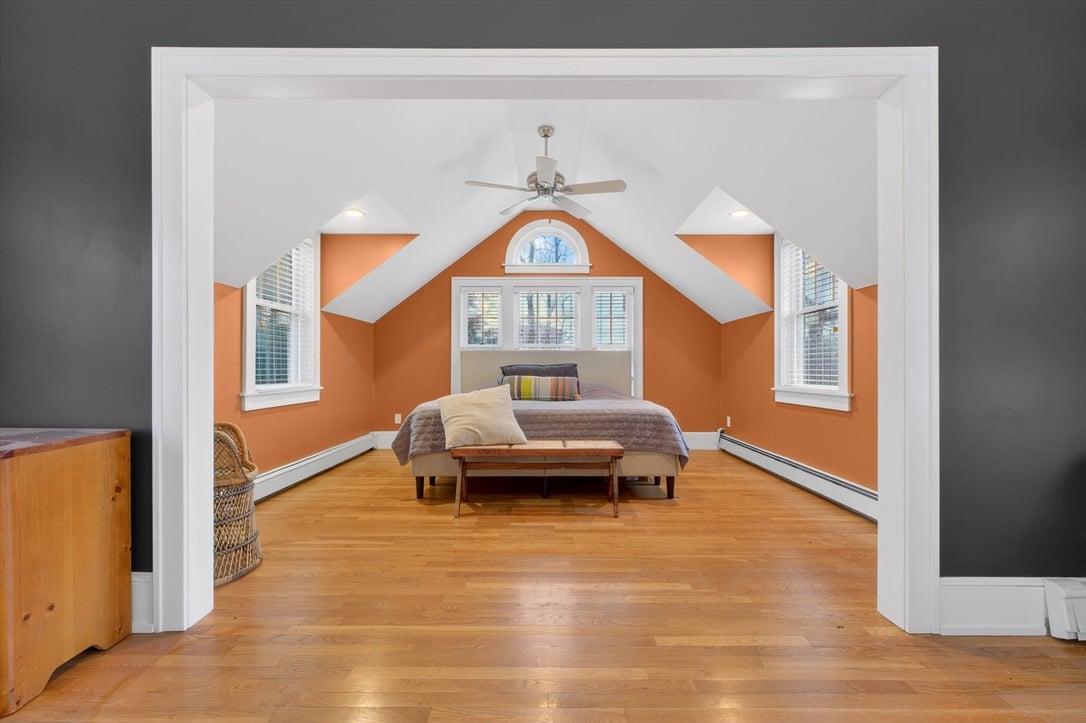 484 Bedford Road Photo 20