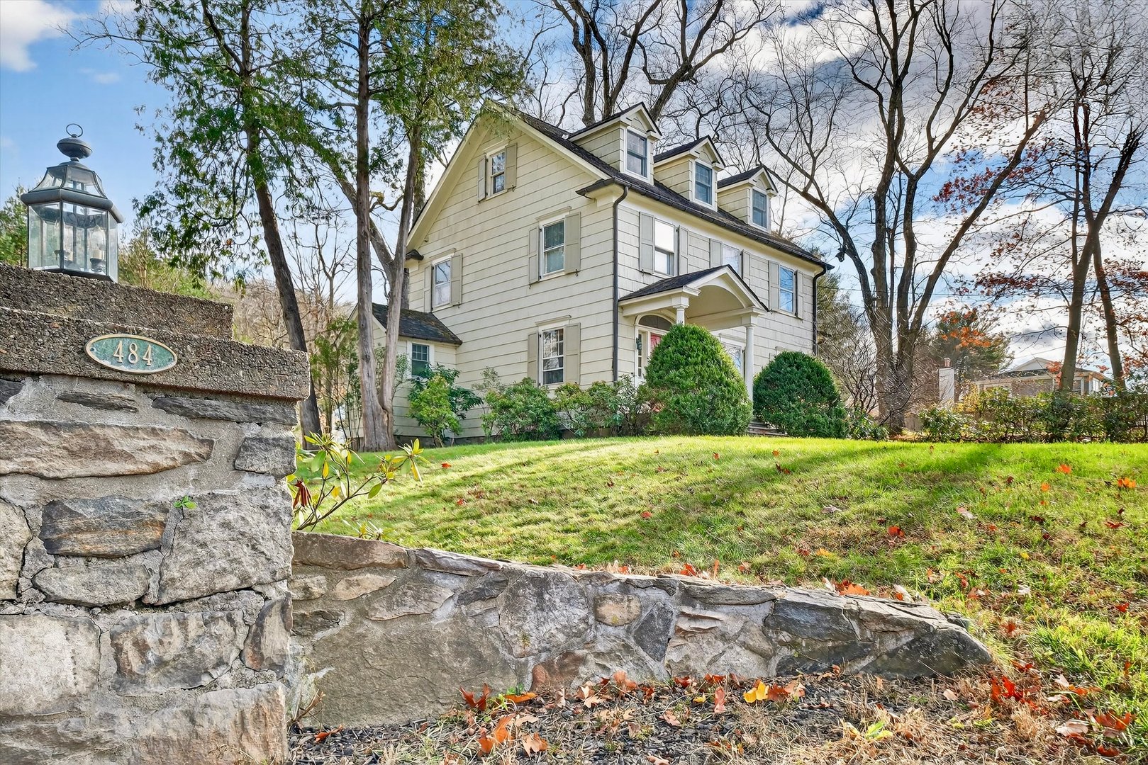 484 Bedford Road Photo 24