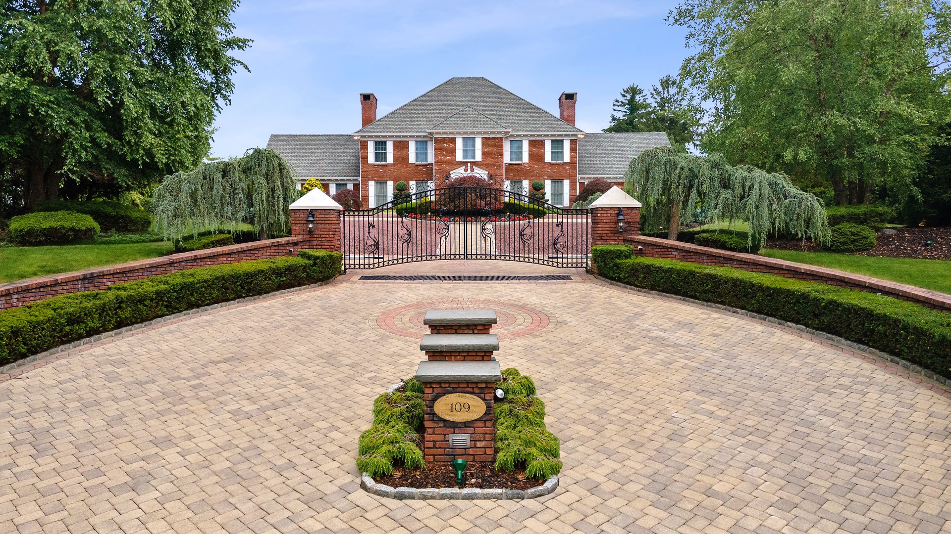 109 Mamaroneck Road Photo 46