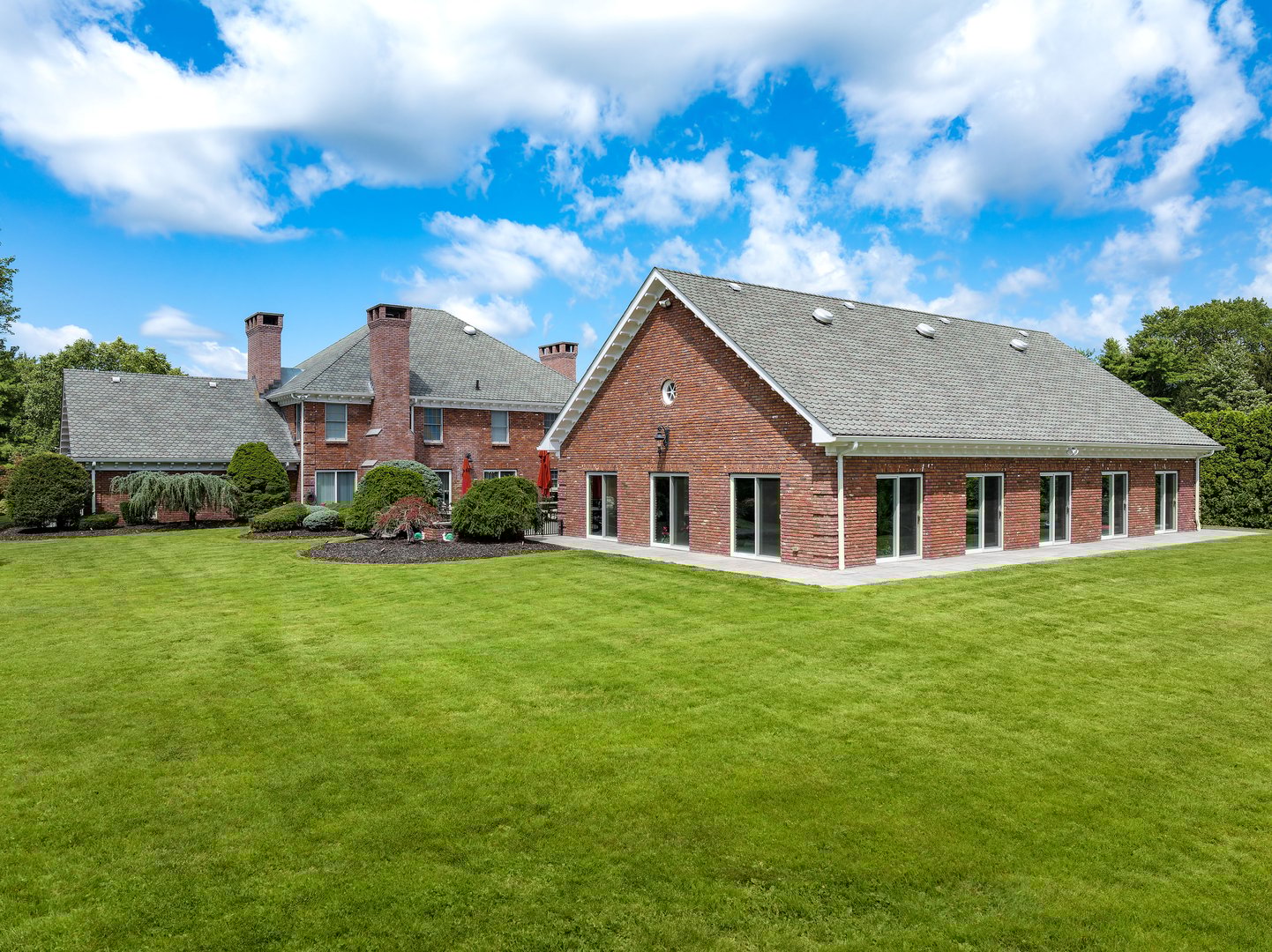 109 Mamaroneck Road Photo 11