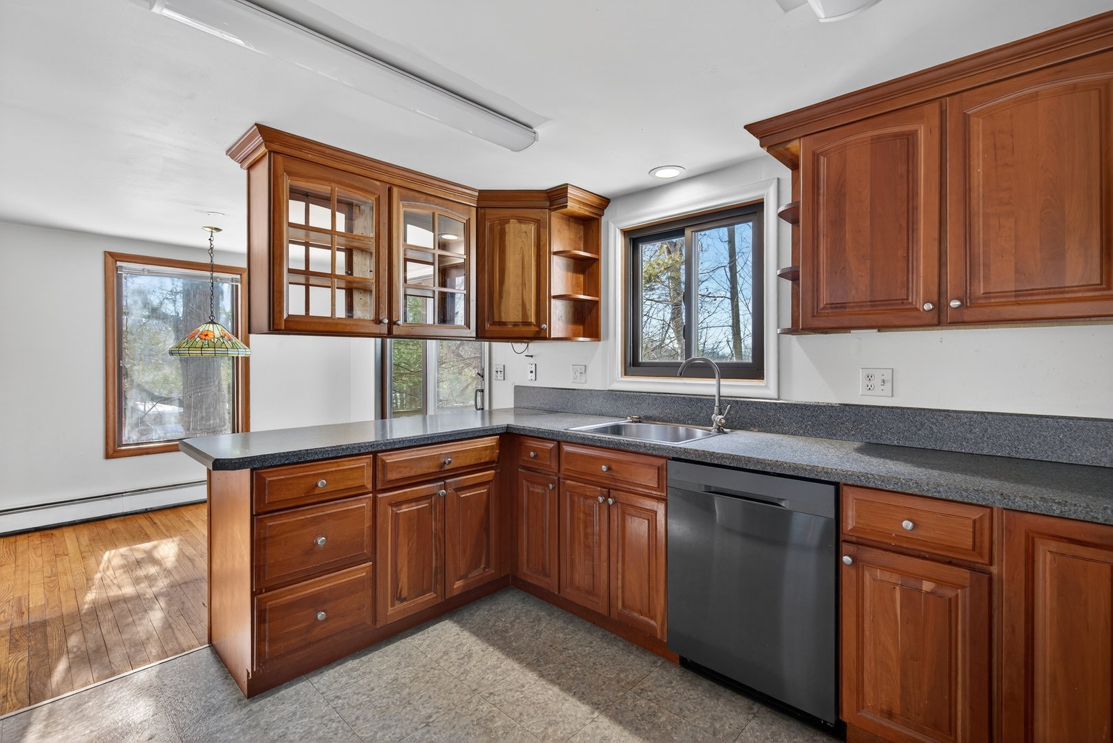 18 Deer Path Lane Photo 9