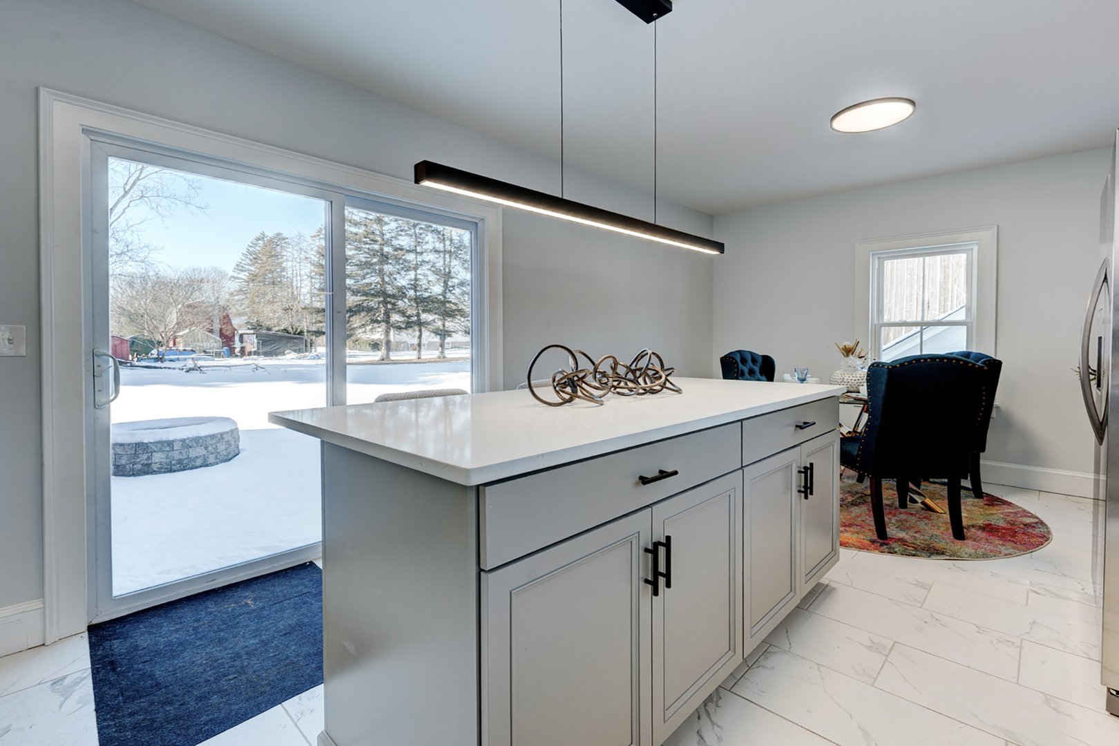 76 Griffin Road Photo 8