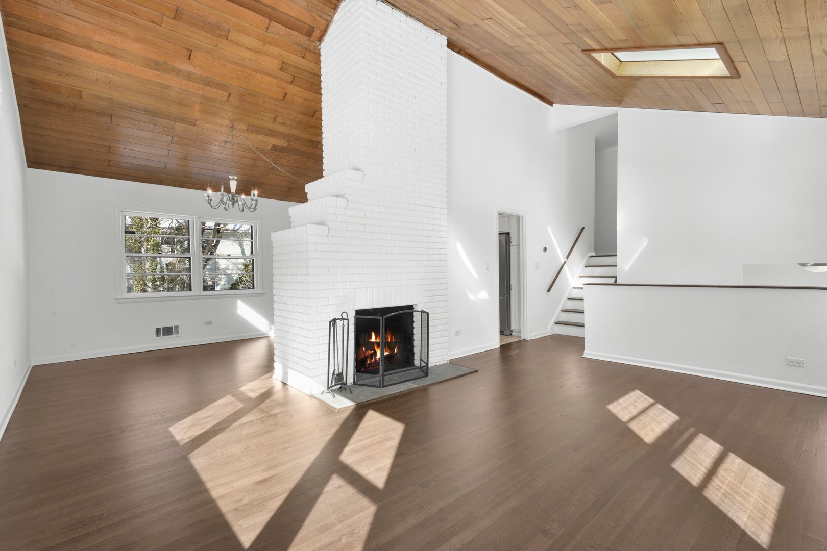 46 Harding Drive Photo 7