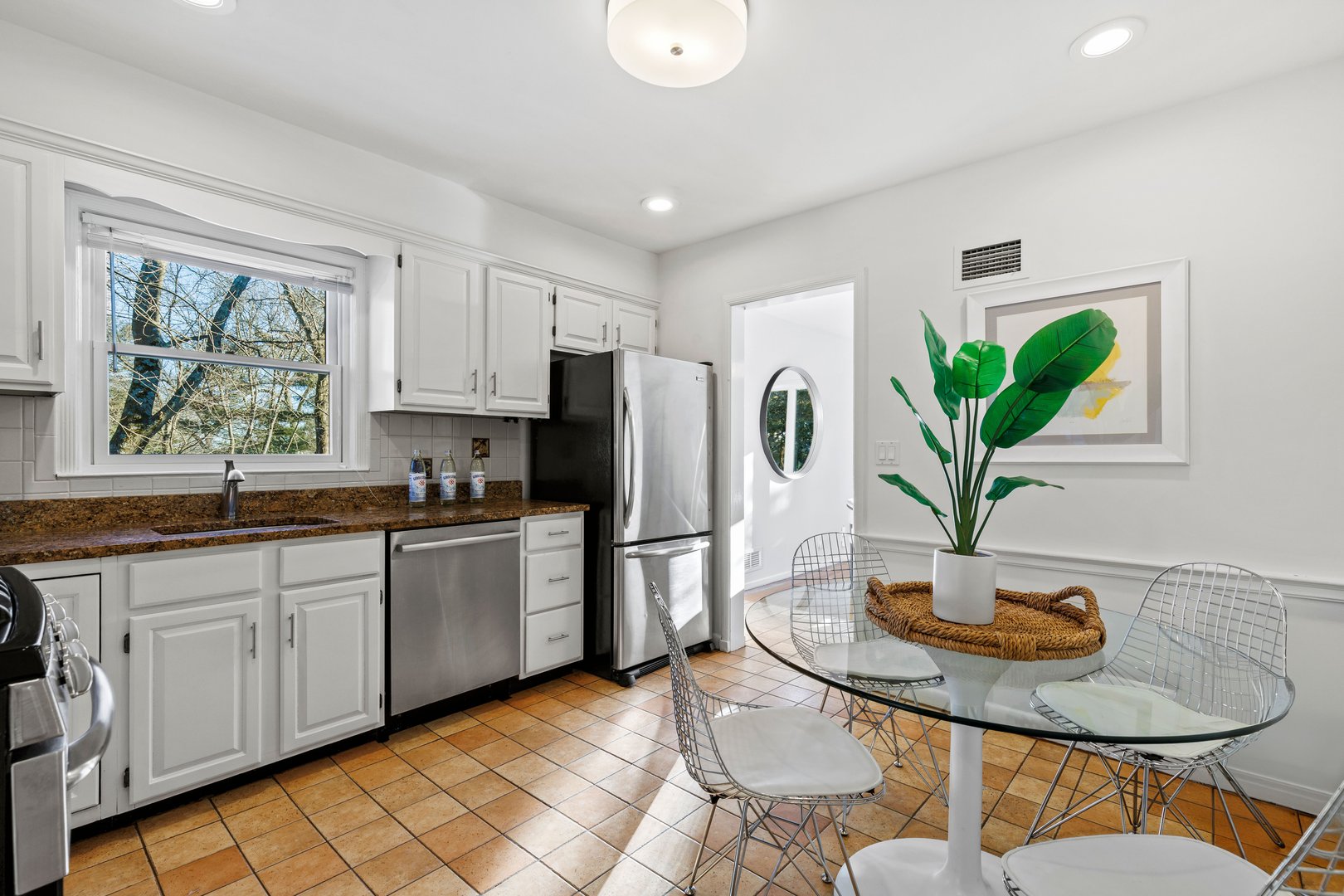 196 Old Army Road Photo 9