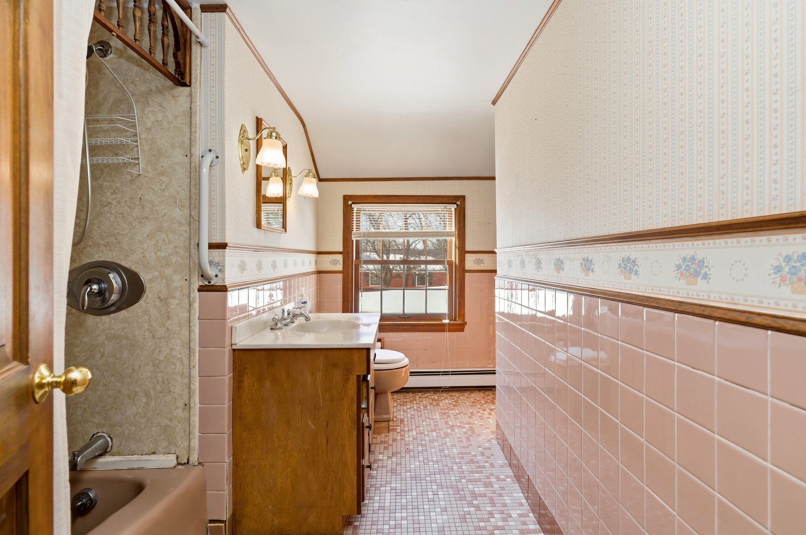 98 Wheeler Lane Photo 34