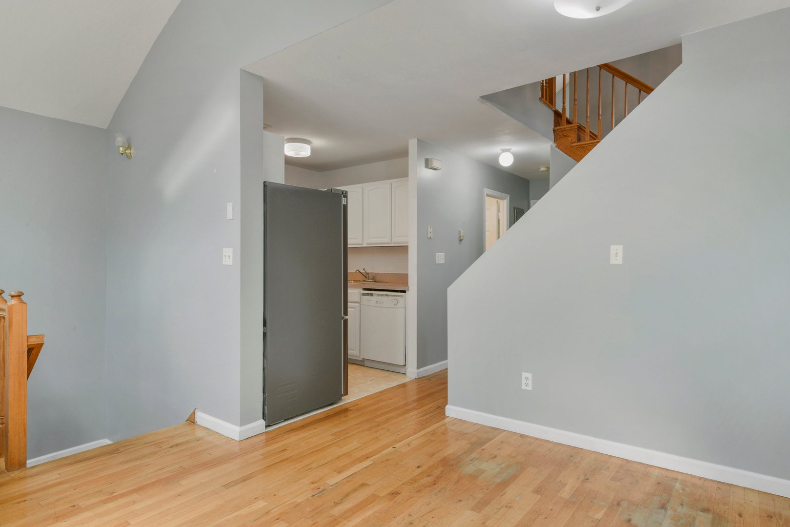 3546 Huguenot Avenue  #2nd Floor Photo 4
