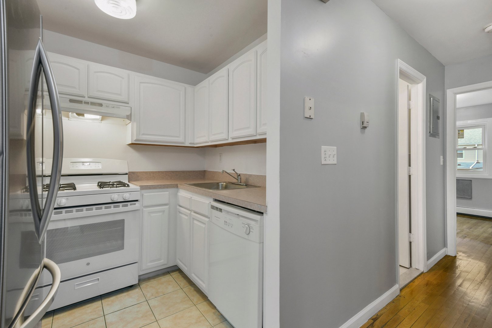 3546 Huguenot Avenue  #2nd Floor Photo 7