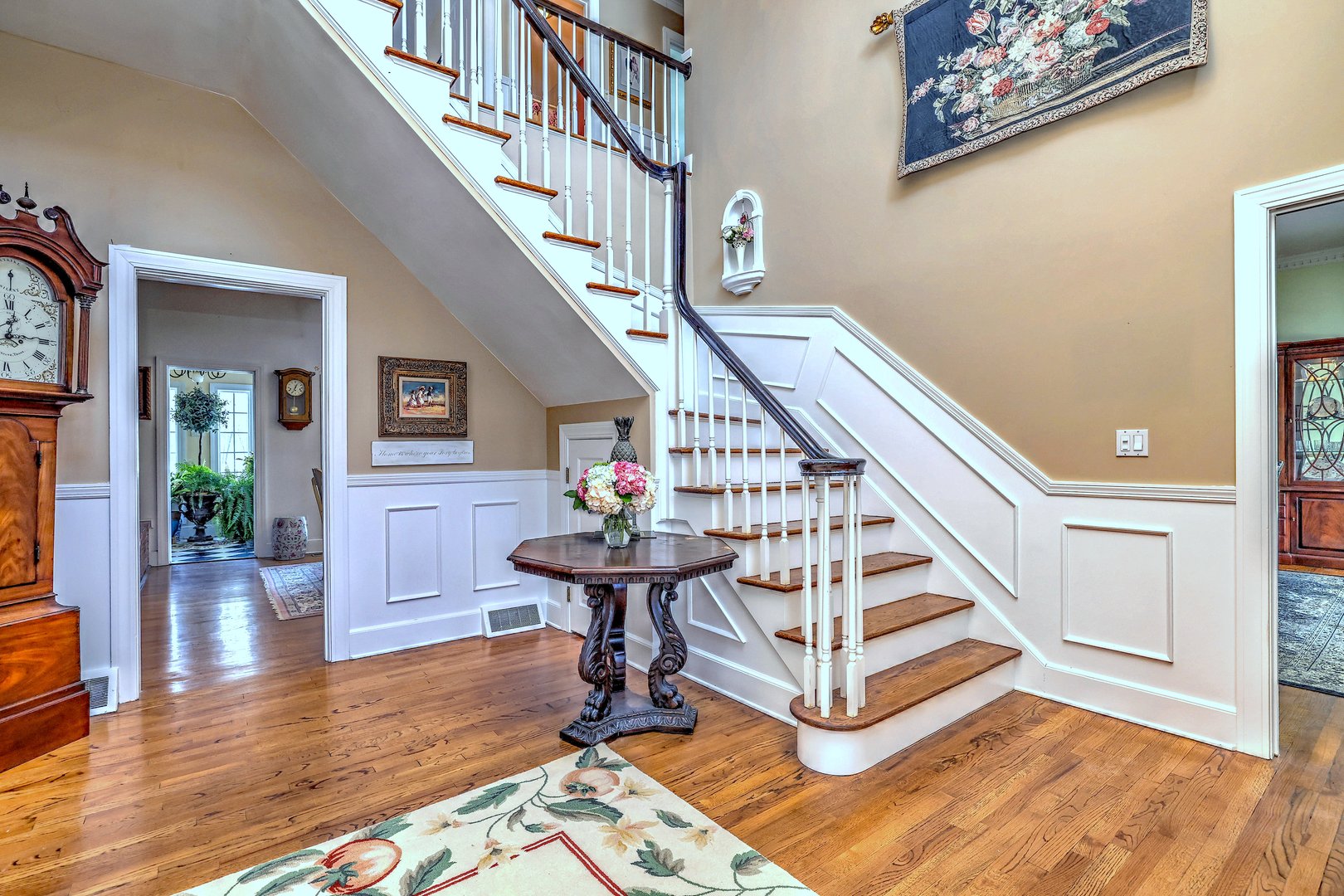 152 West River Street Photo 5