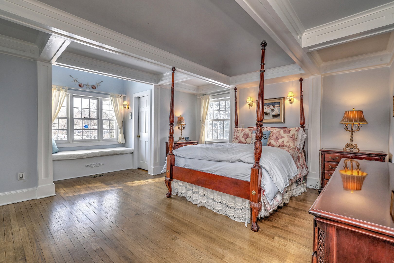 152 West River Street Photo 25