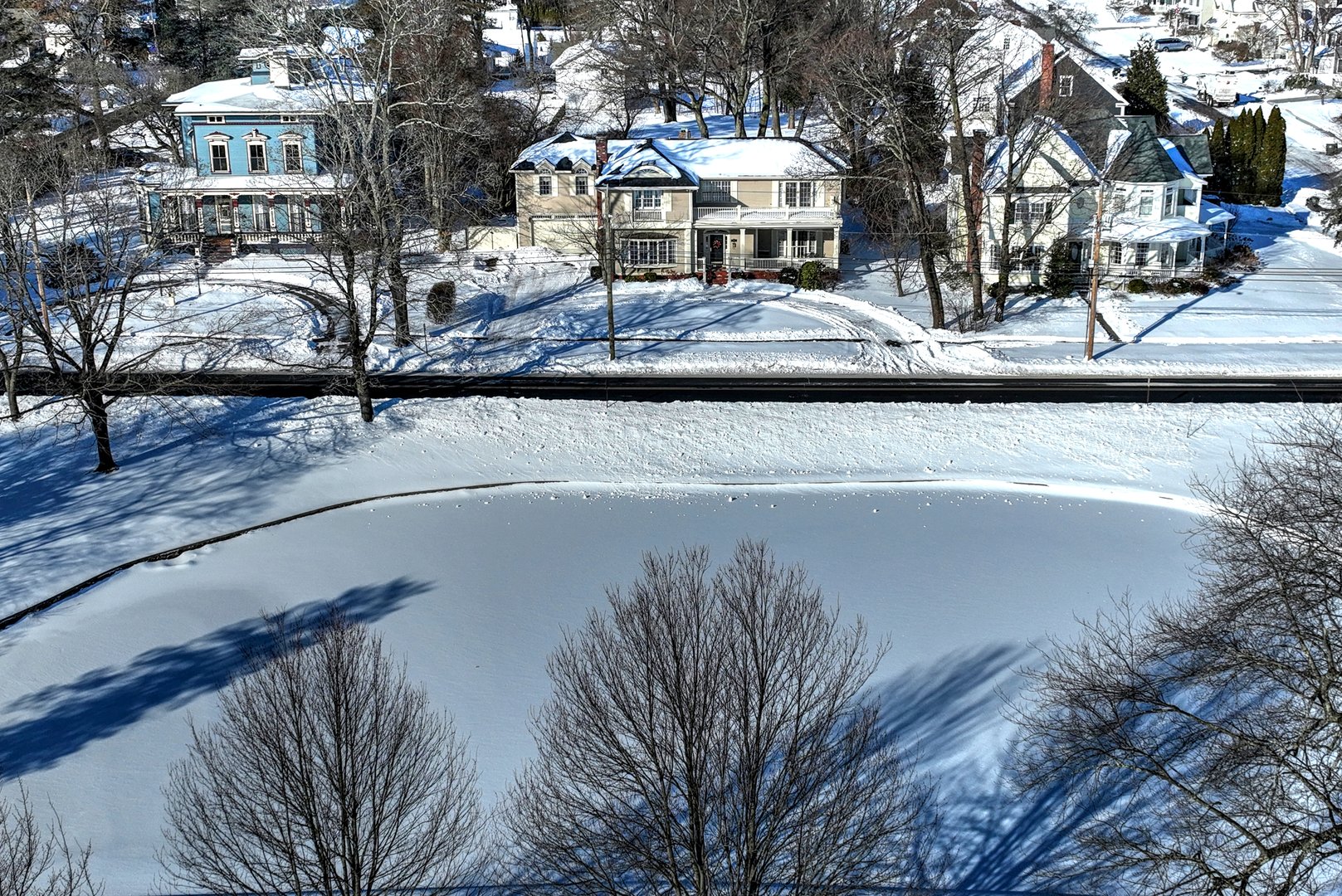 152 West River Street Photo 39