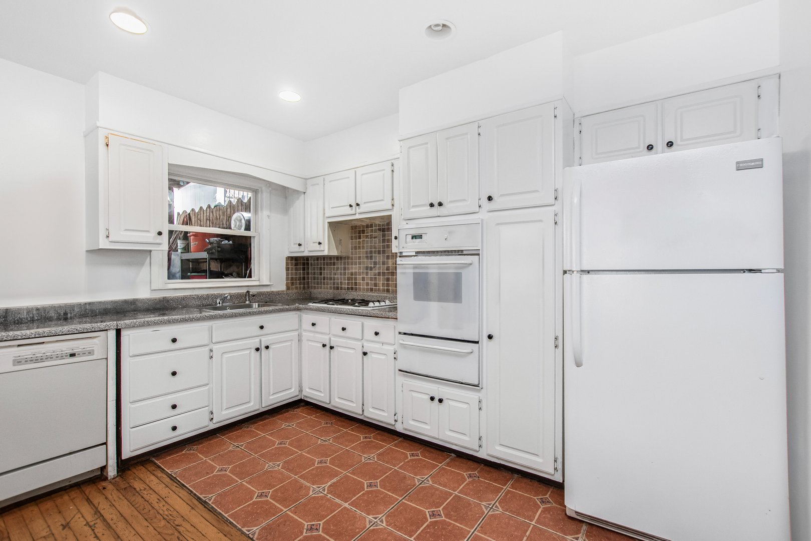 187 Woodland Avenue Photo 2