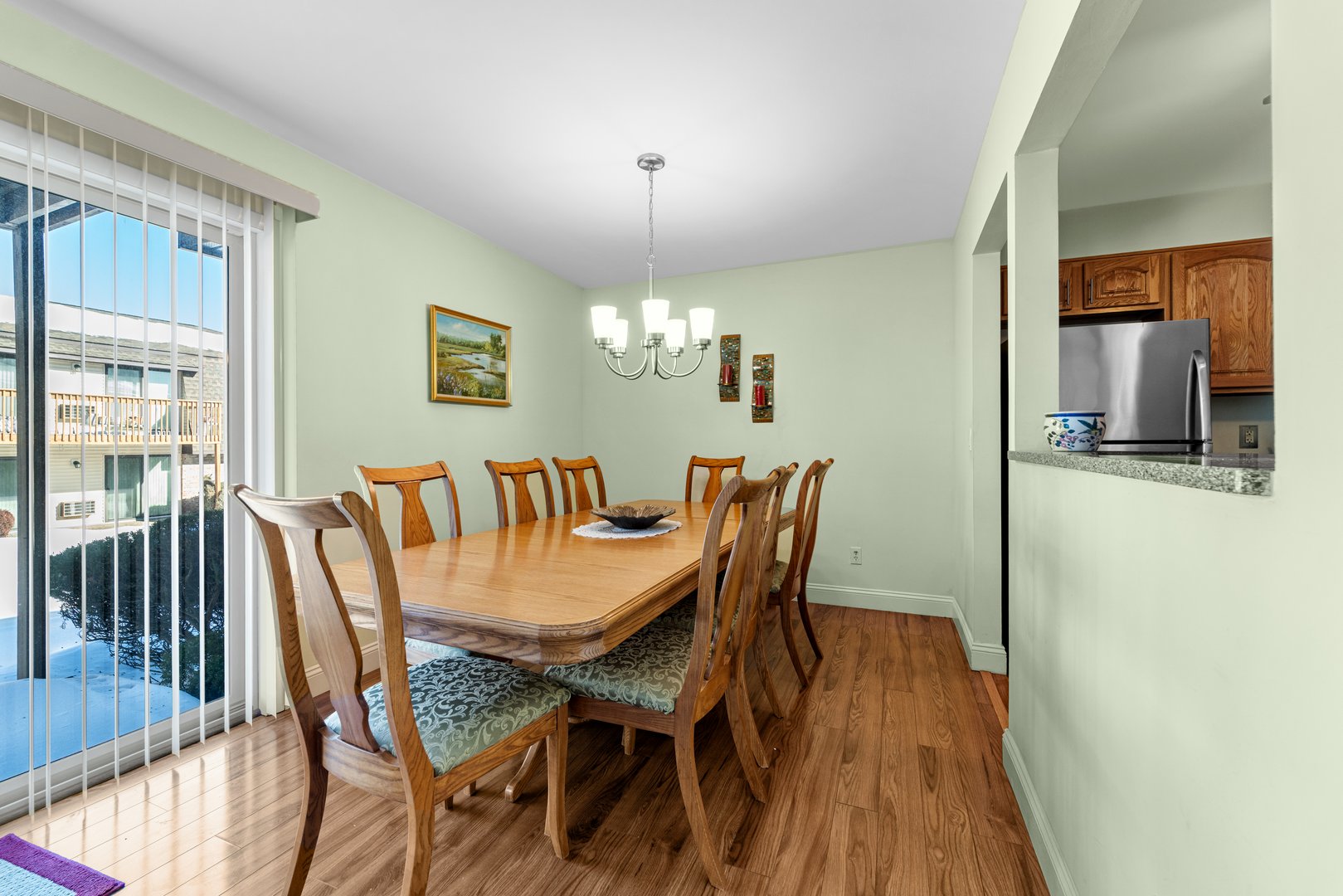 180 Colonial Road  #APT A2 Photo 11