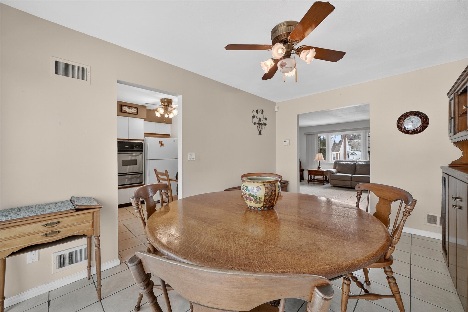 40 Aka 38 Grange Avenue Photo 14