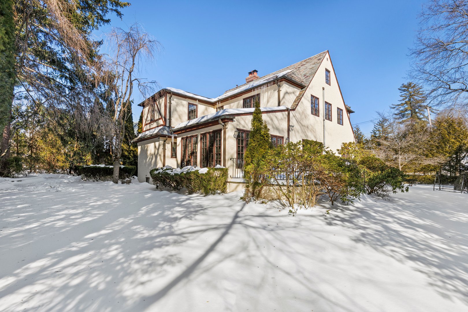 46 Fenimore Road Photo 28