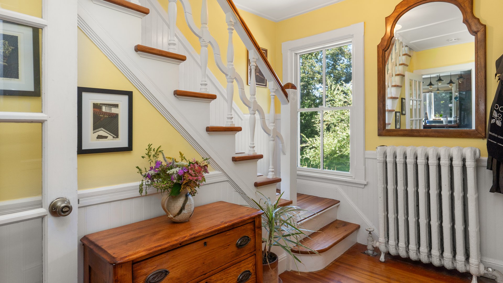 220 Kemble St Photo 20