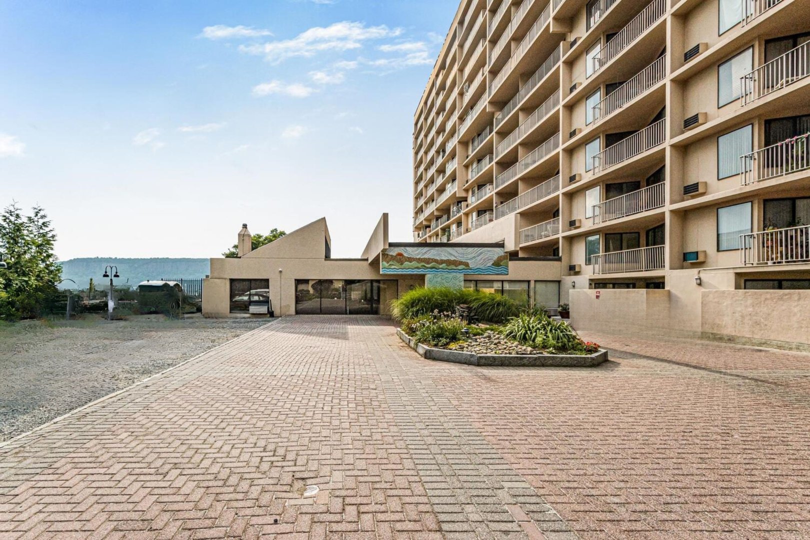 1155 Warburton Avenue  #6H Photo 24