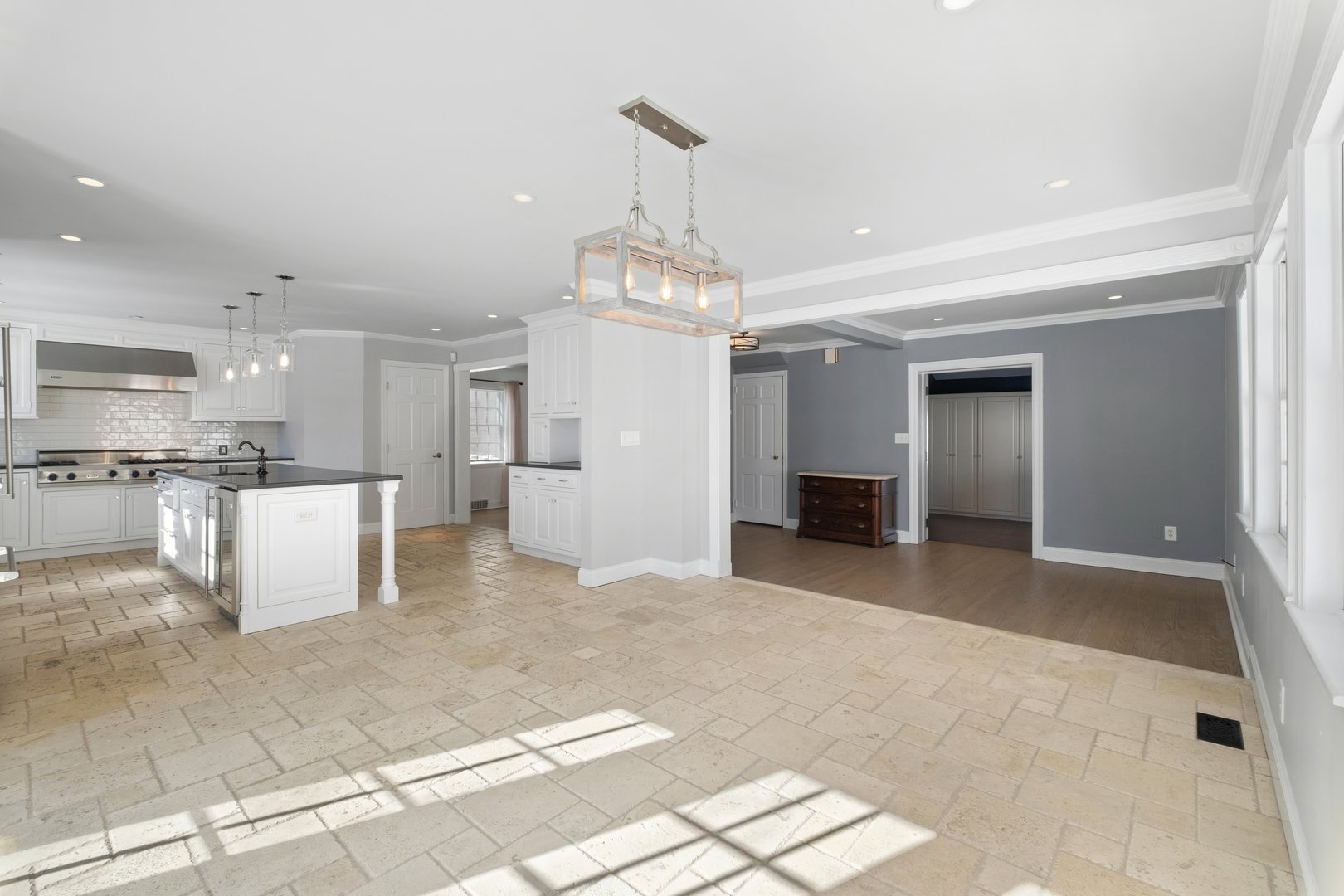 66 Middle Road Photo 7