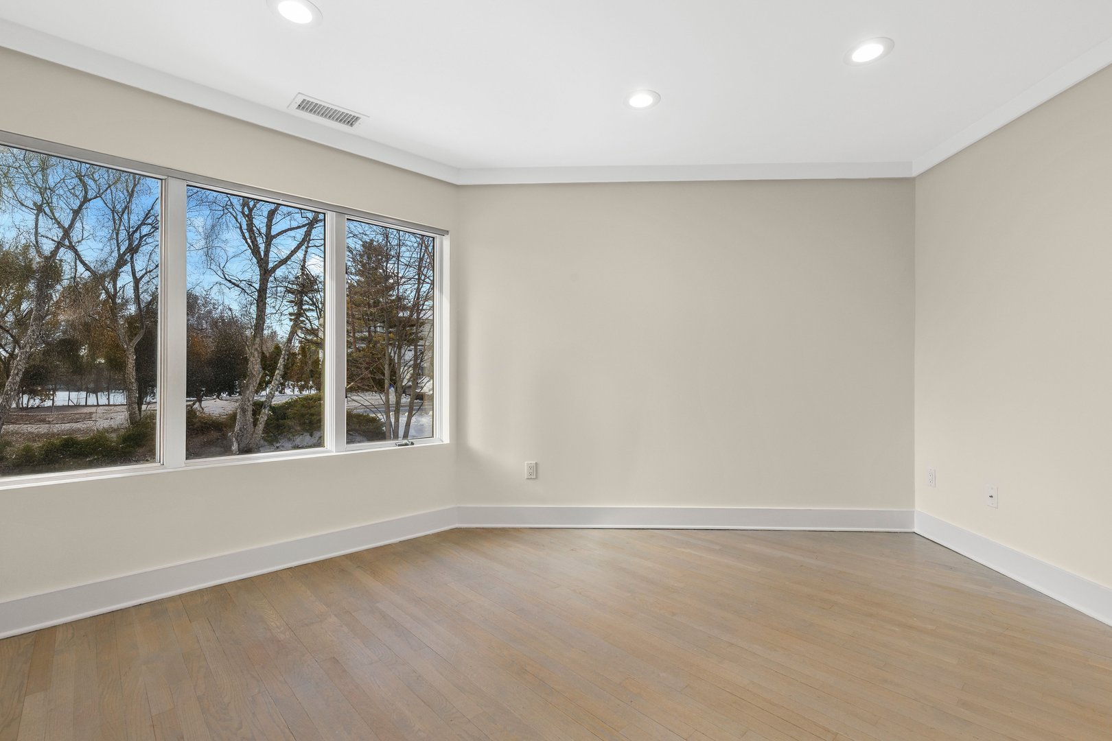 301 S Ridge Street  #2 Photo 9