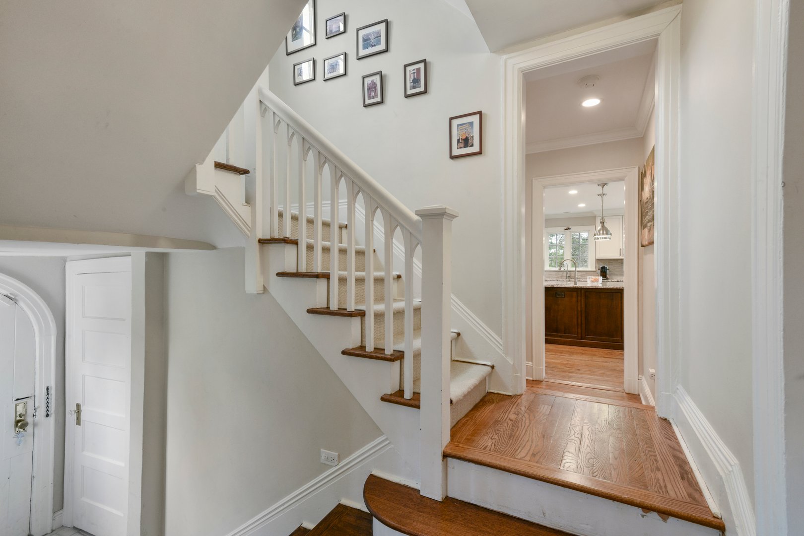 23 Lyons Place Photo 21