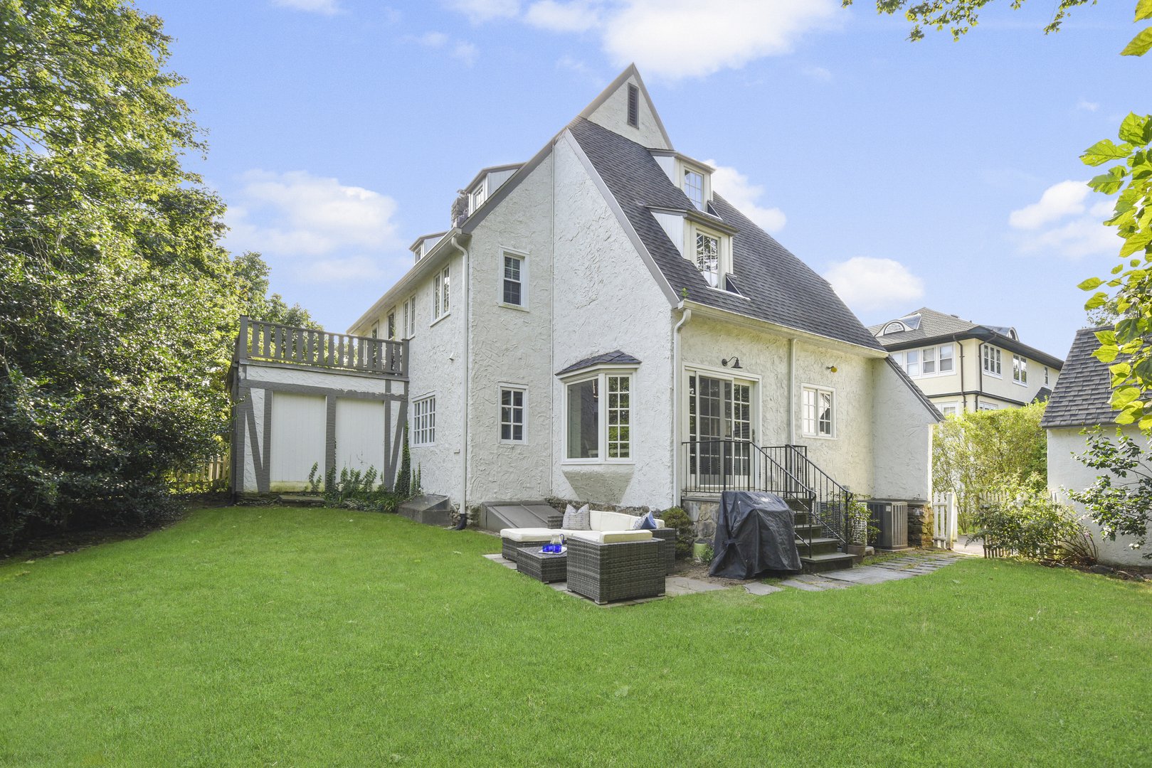 23 Lyons Place Photo 34