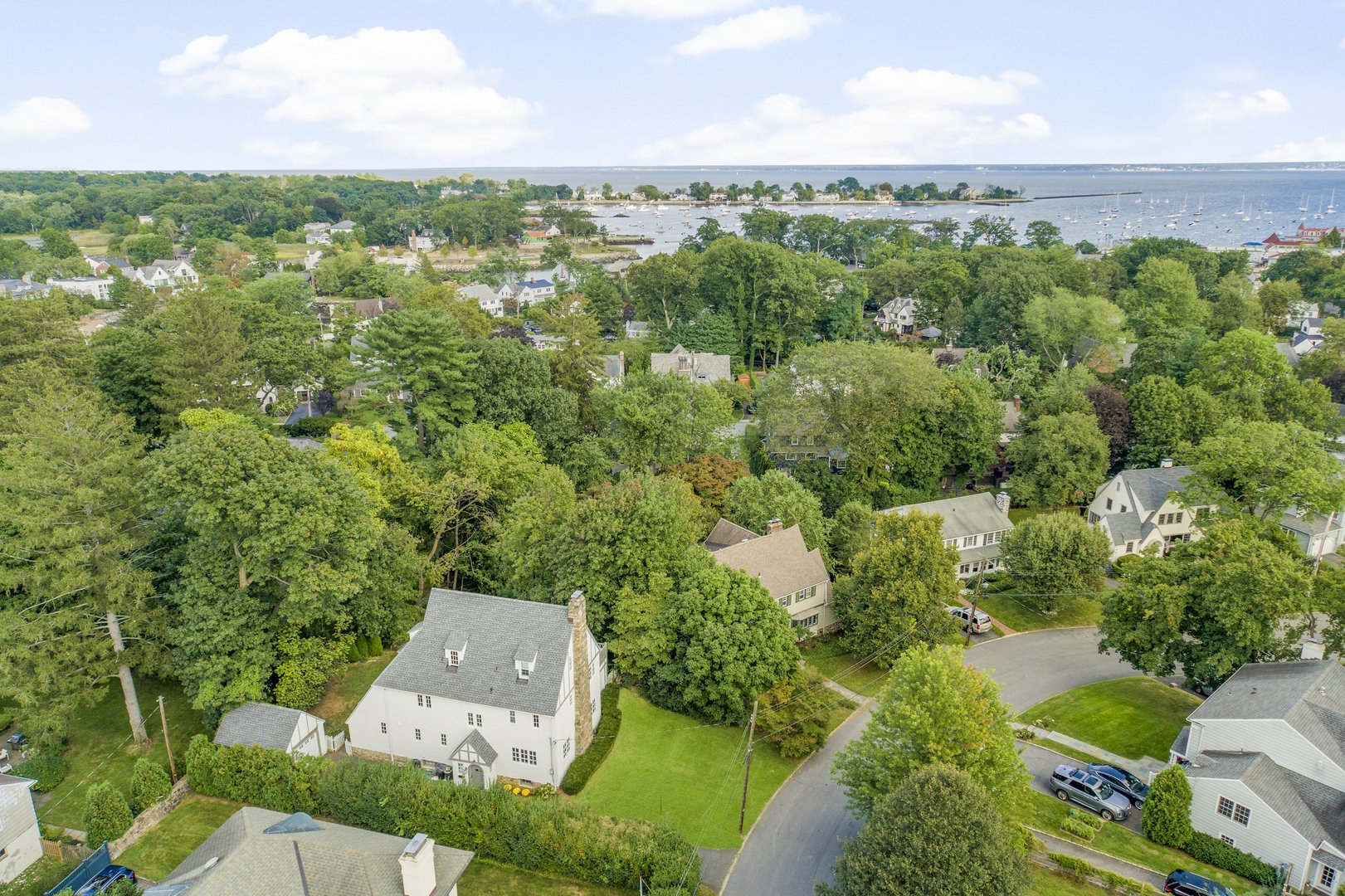 23 Lyons Place Photo 37