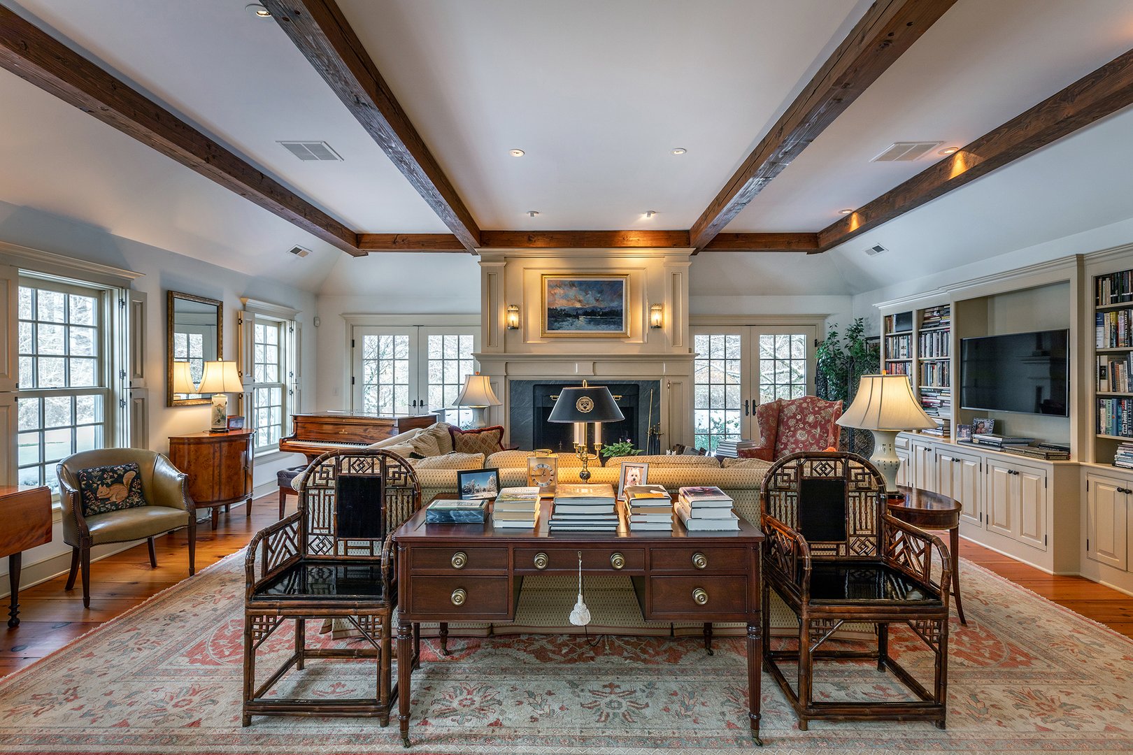 2 Great Elm Drive Photo 3