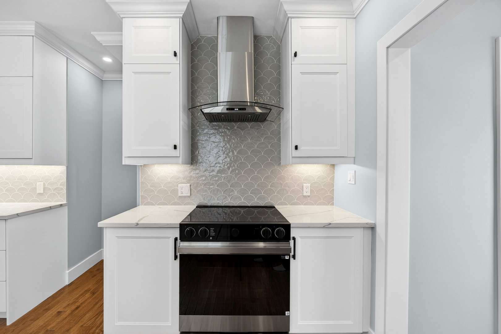 11 Roselle Avenue Photo 12