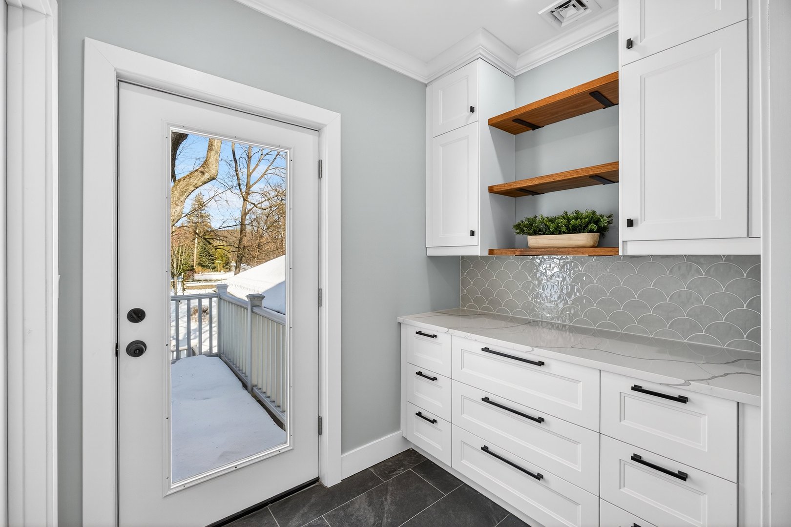 11 Roselle Avenue Photo 14