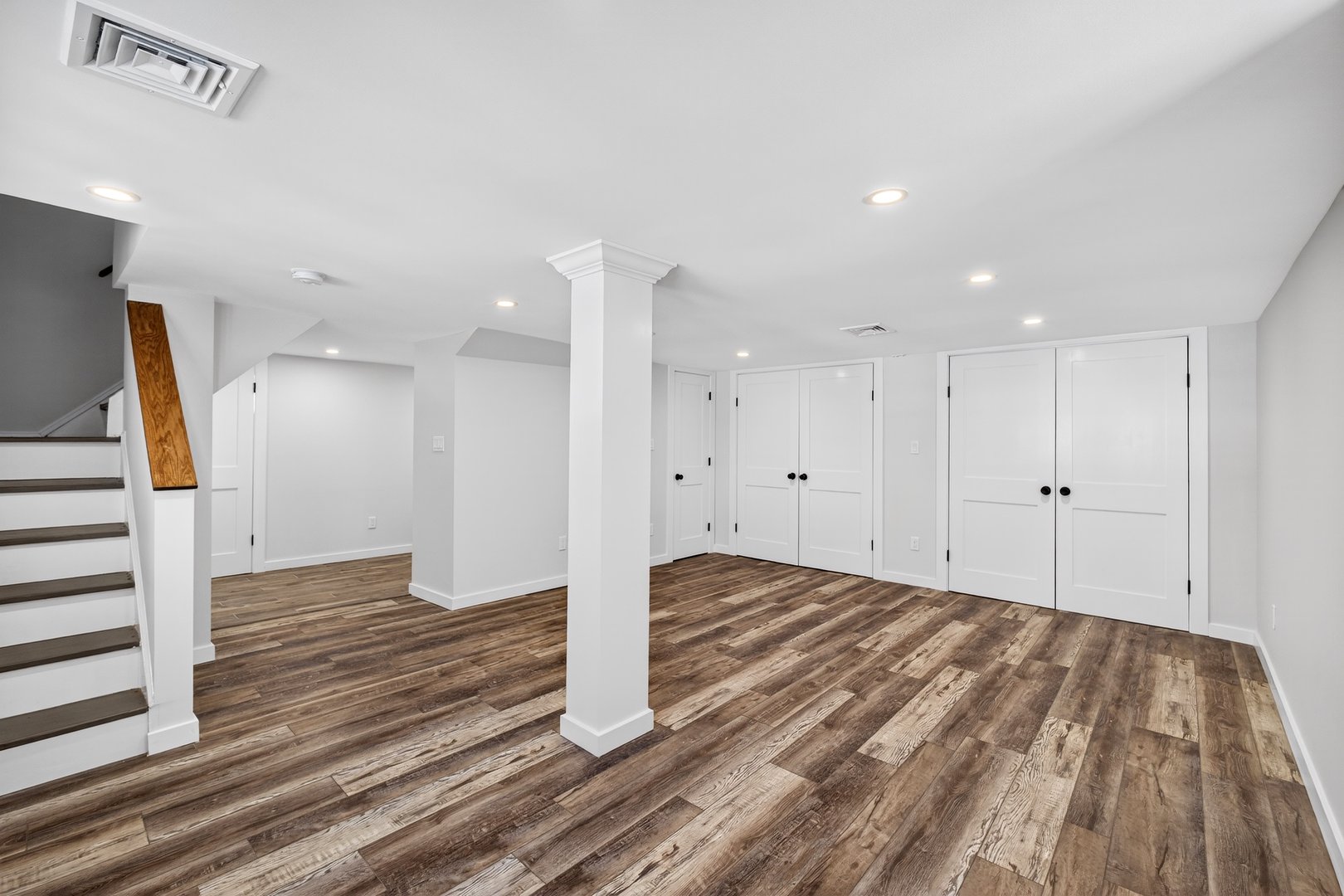 11 Roselle Avenue Photo 25