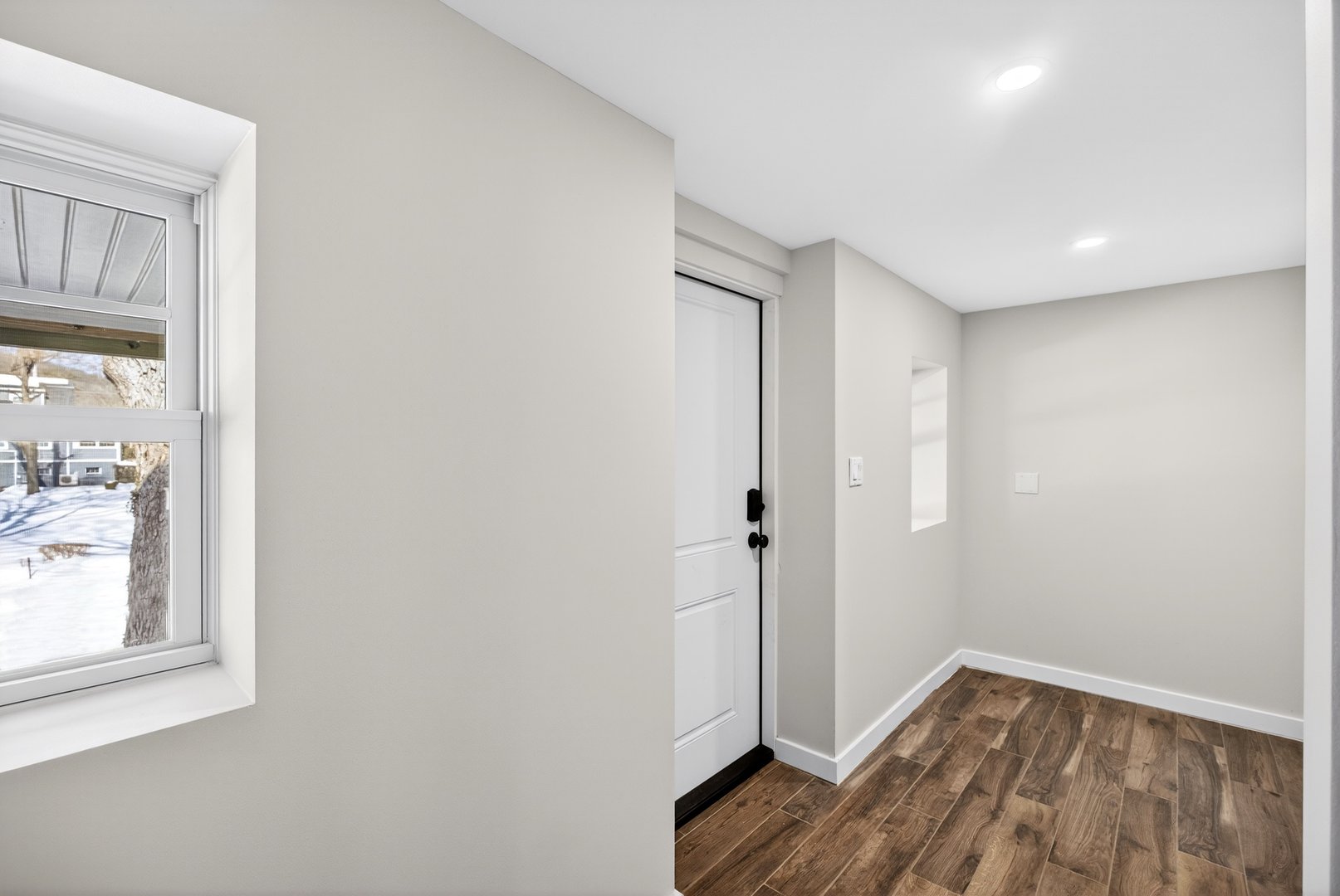 11 Roselle Avenue Photo 29