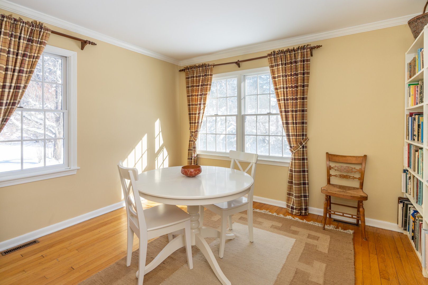 48 Long Pond Road Photo 9