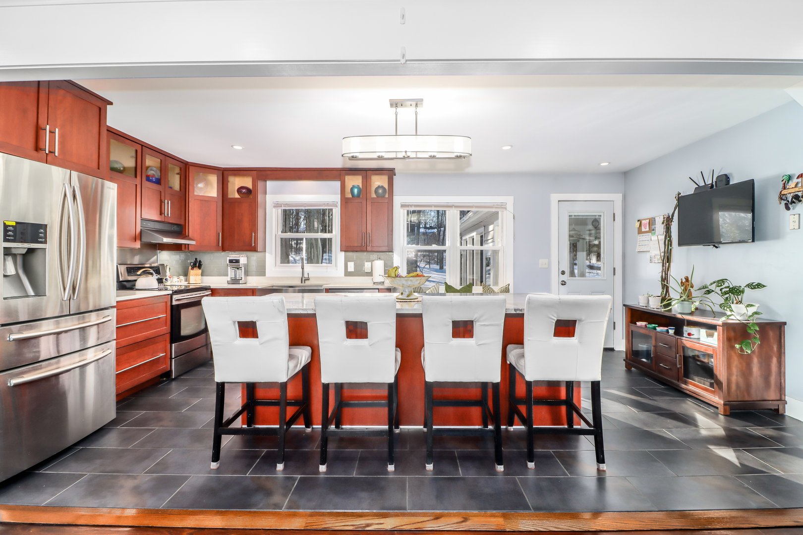 8 Marilyn Road Photo 4