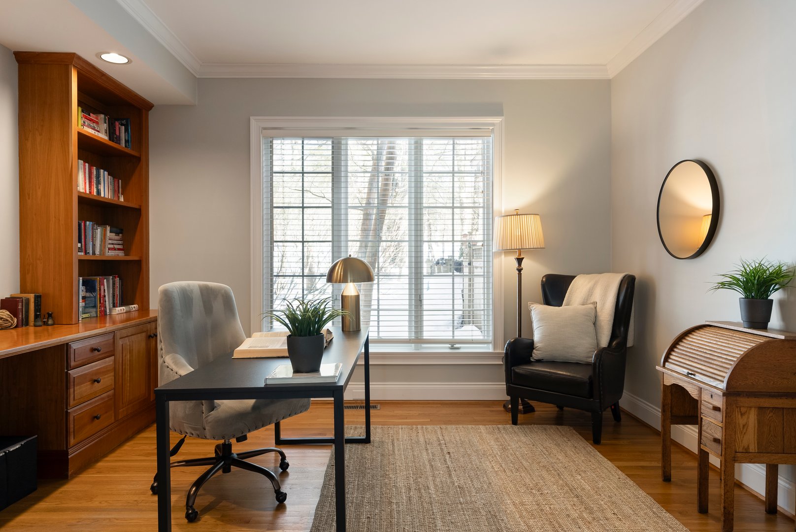 10 Hinchley Wood Photo 9