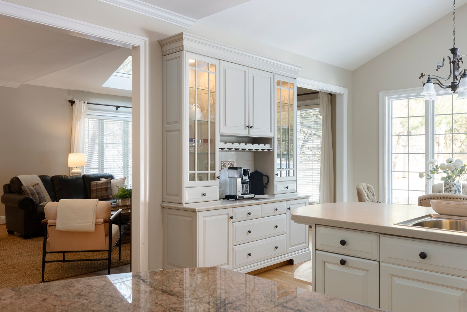 10 Hinchley Wood Photo 15