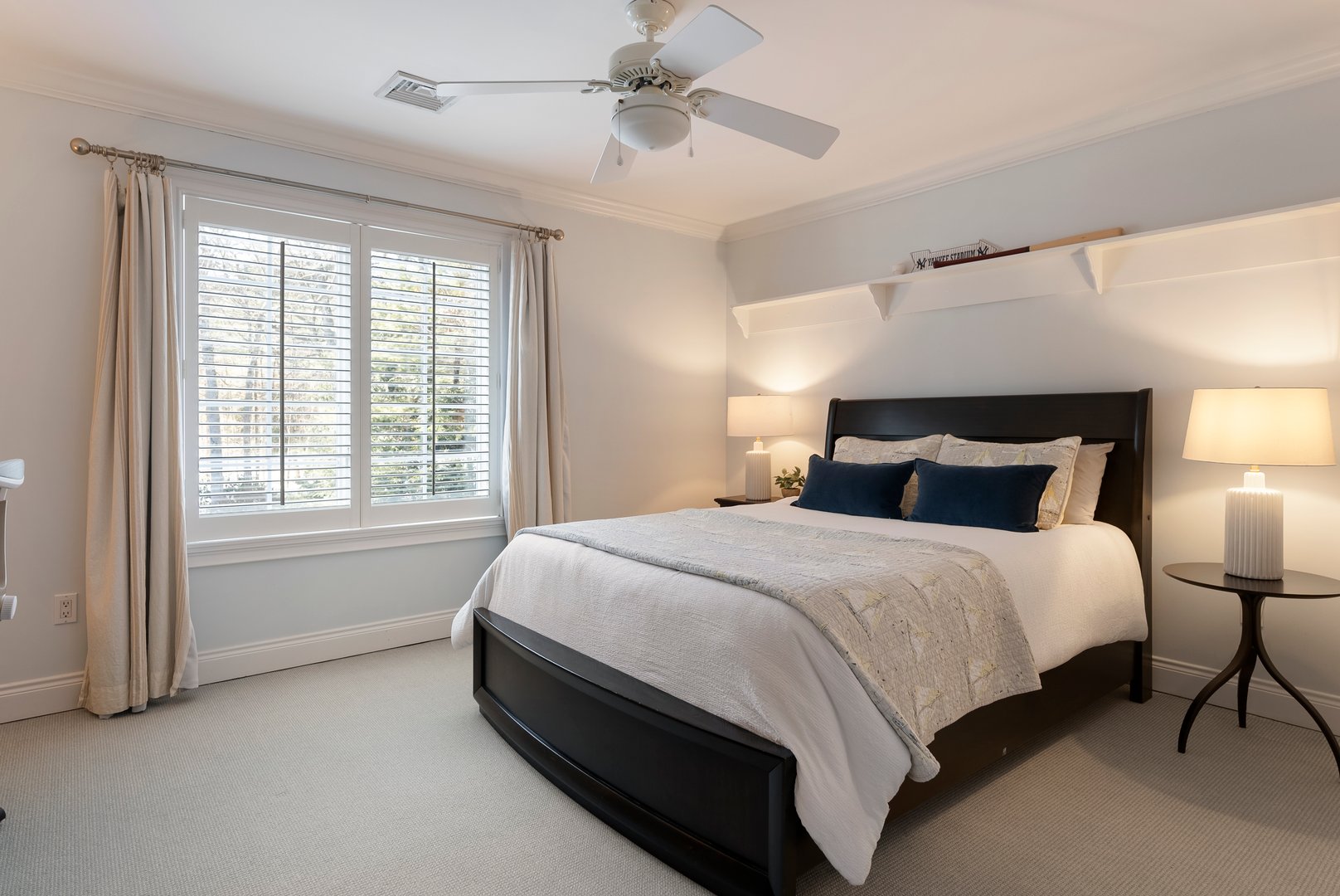 10 Hinchley Wood Photo 27