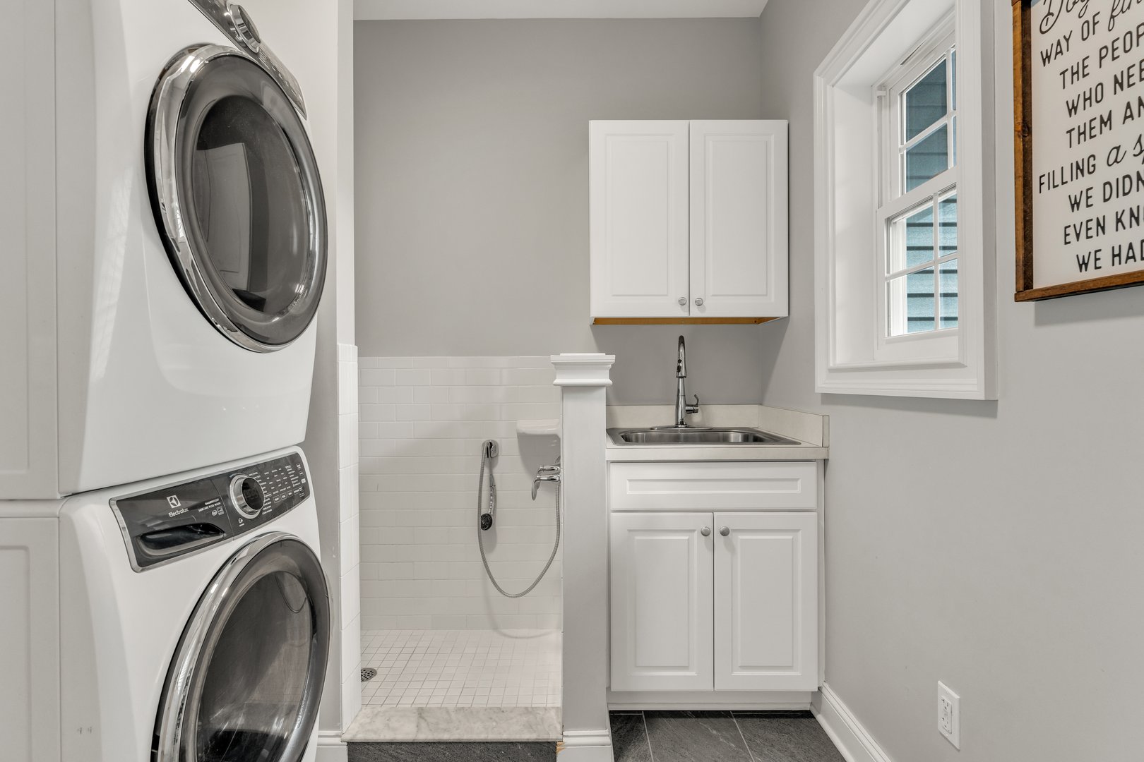 6 Old Coach Road Photo 25