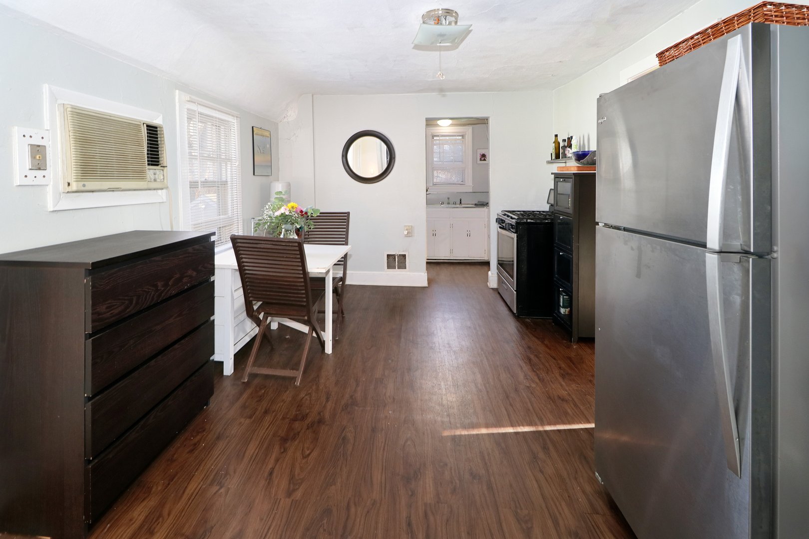 10 Keith Street Photo 19