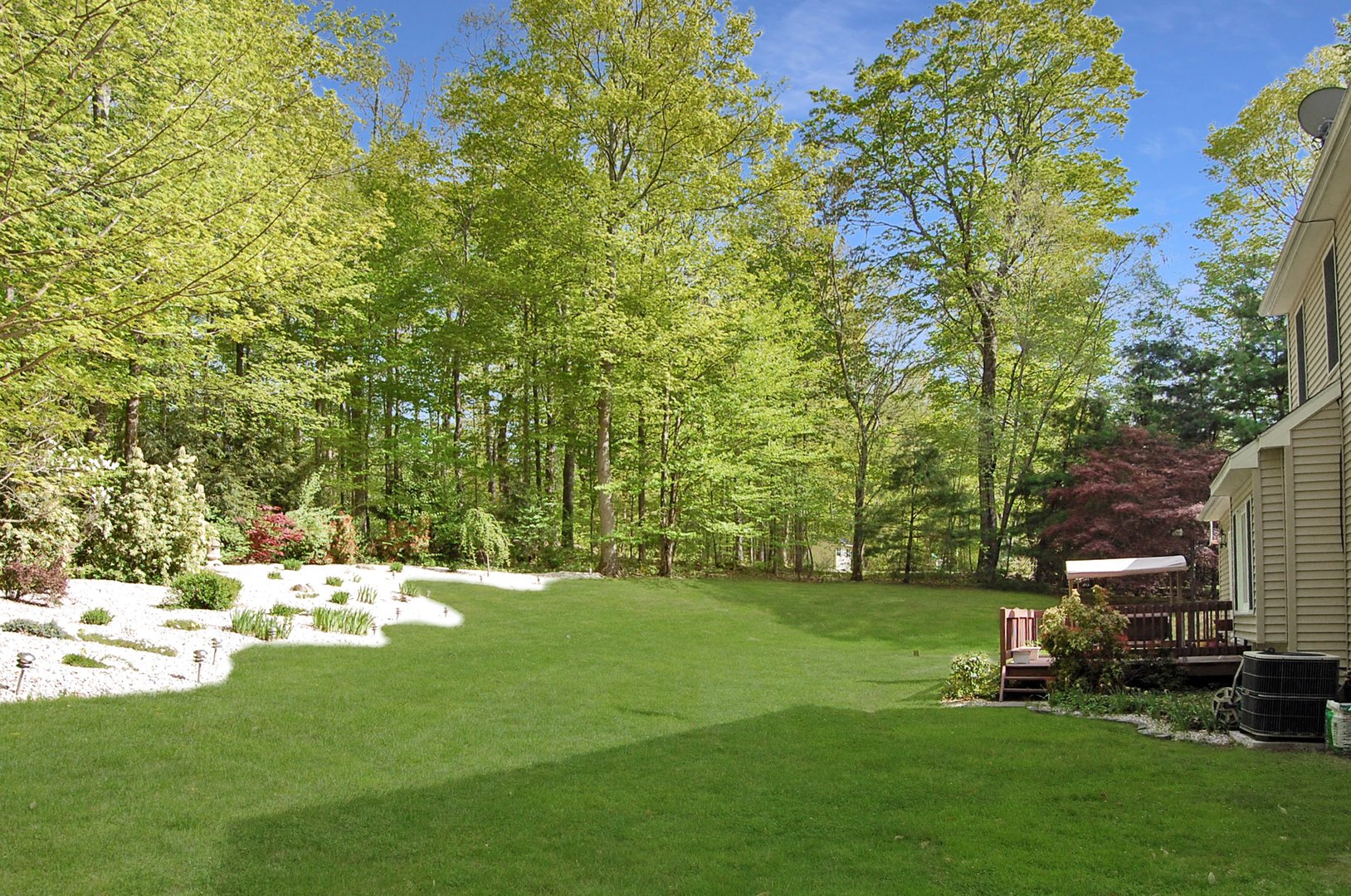 183 Coachmans Drive Photo 44