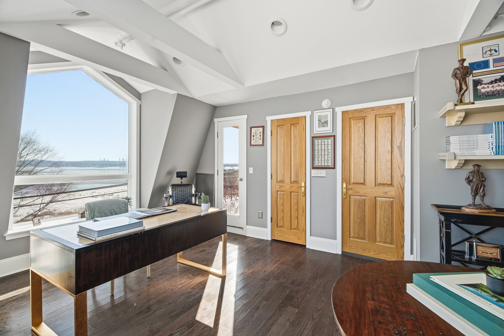 50 Gedney Street Photo 15