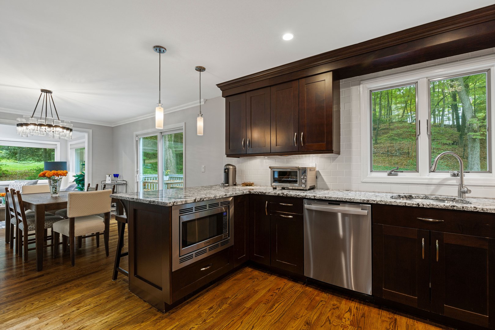 86 Seven Bridges Road Photo 13